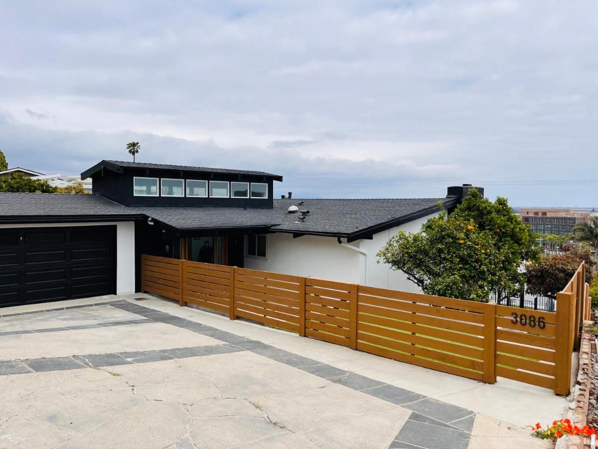 5-Star Hillside Home With Coastal Views, Gameroom, Pool, Hot Tub, 8 People Max Occupancy, 2024 Remodel, New Management, Free Parking Ventura Bagian luar foto